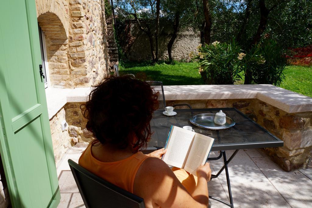 Giardino Degli Ulivi Appartement Caprino Veronese Buitenkant foto