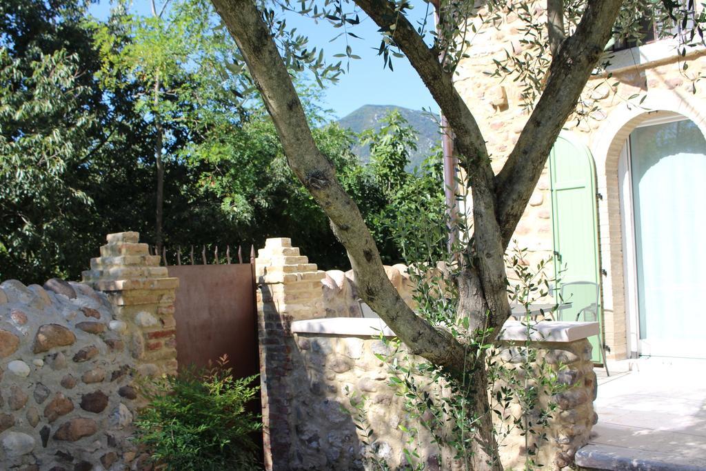 Giardino Degli Ulivi Appartement Caprino Veronese Buitenkant foto