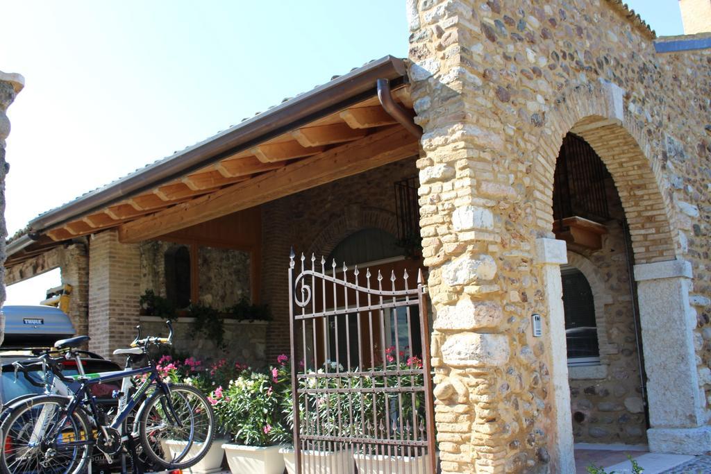 Giardino Degli Ulivi Appartement Caprino Veronese Buitenkant foto